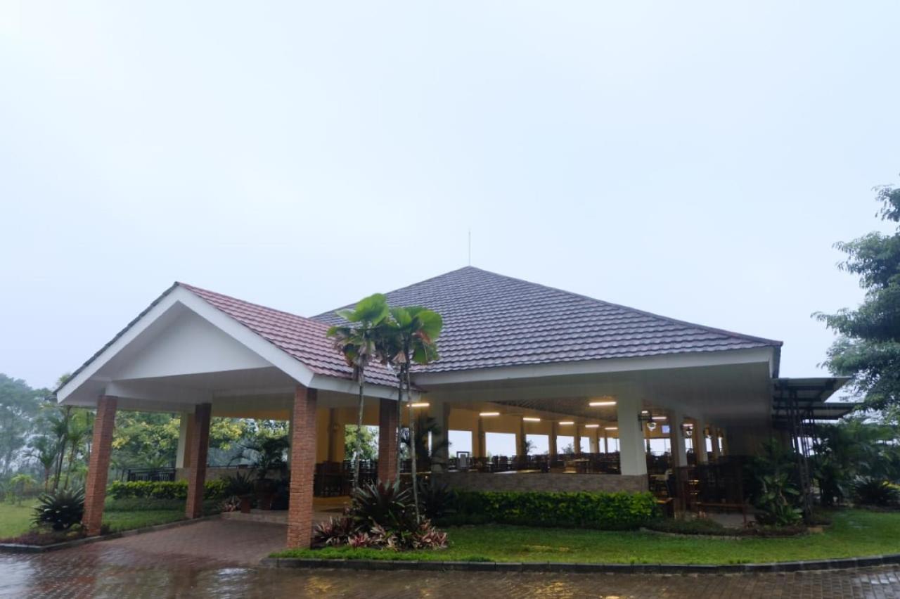 Taman Bukit Palem Resort Bogor Extérieur photo