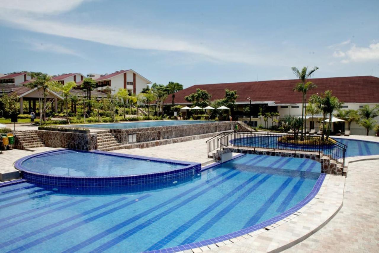 Taman Bukit Palem Resort Bogor Extérieur photo