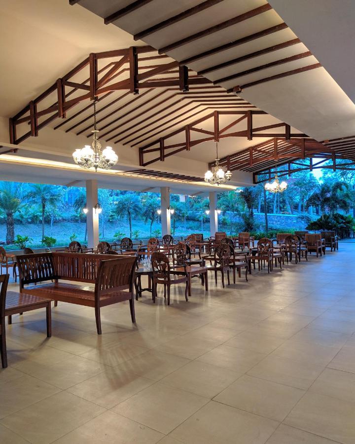 Taman Bukit Palem Resort Bogor Extérieur photo